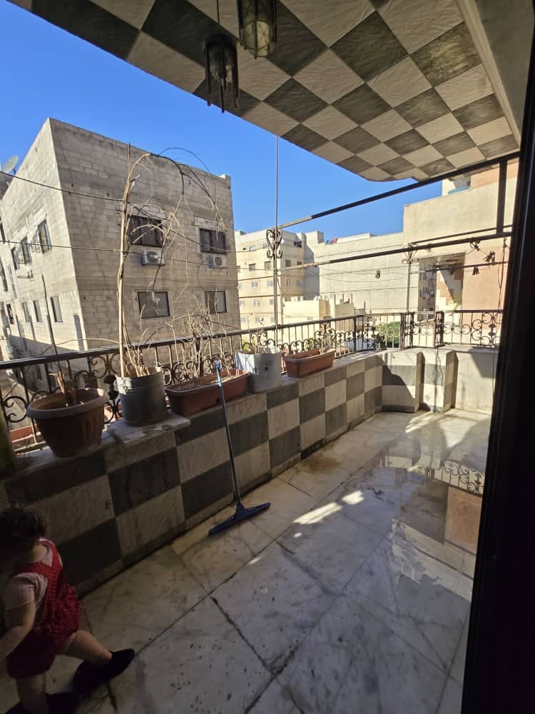 شقة للبيع في بيت سحم، دمشق