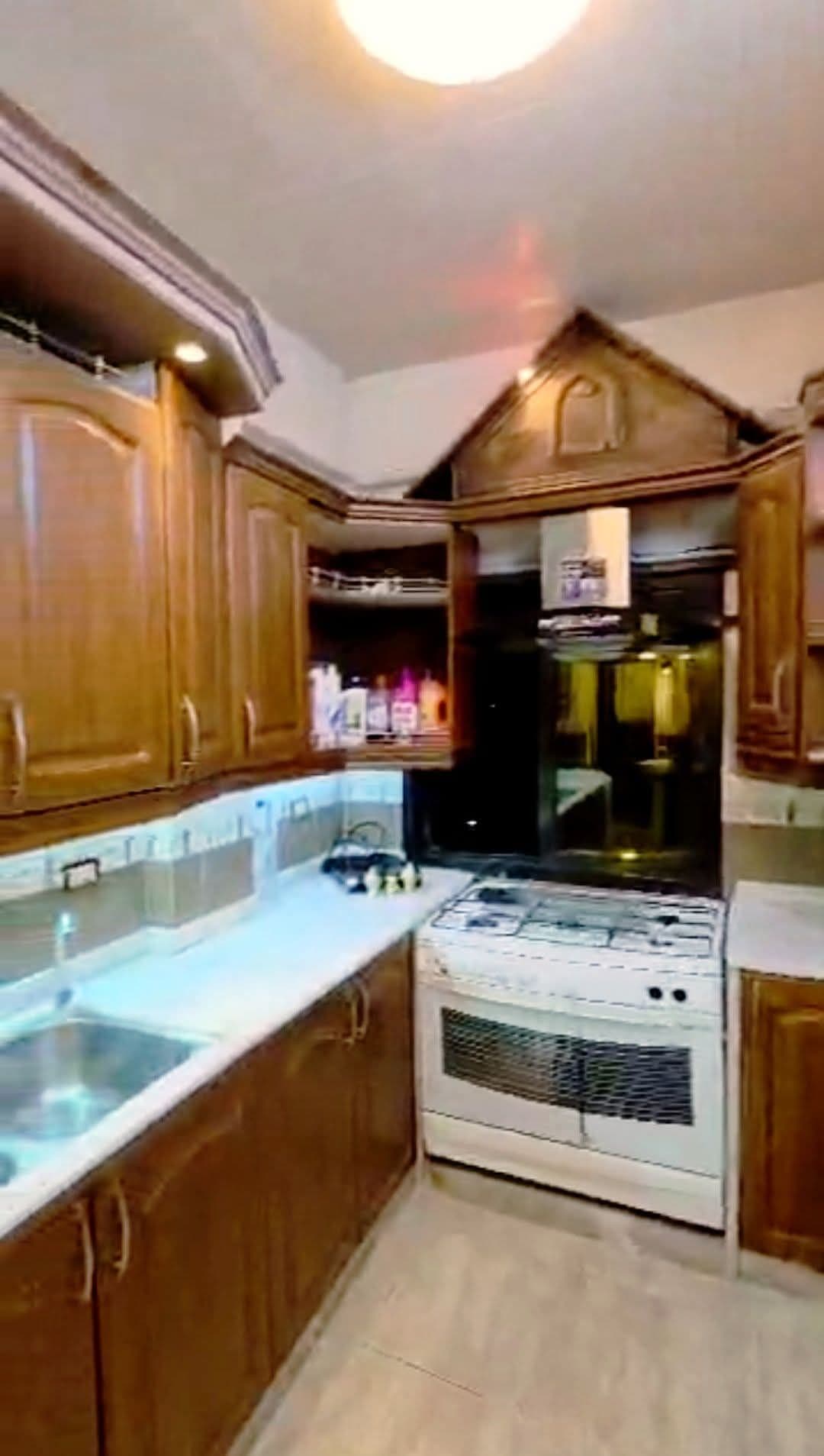شقة للإيجار في شارع ابن عساكر، دمشق