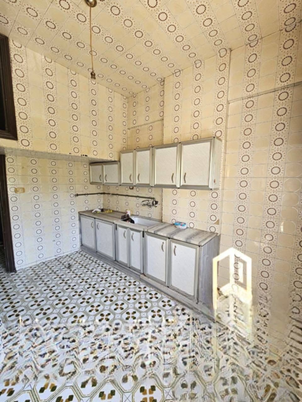شقة للبيع في العدوي، دمشق