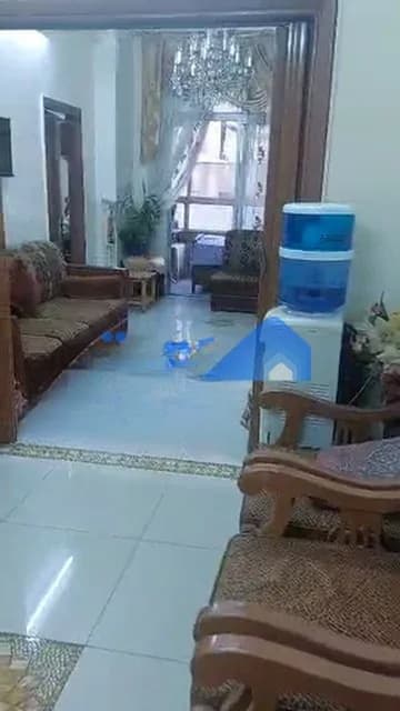 شقة للبيع في حي العقبية، دمشق
